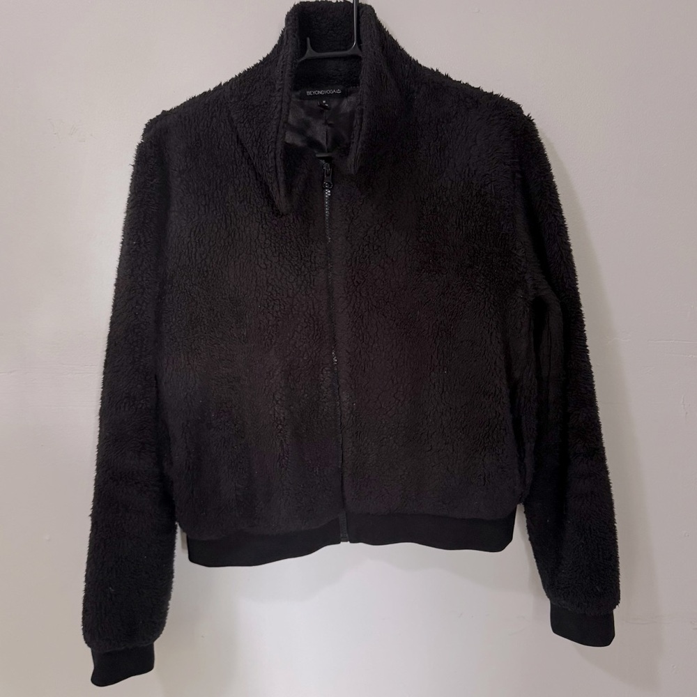 Beyond Yoga Black Sherpa Bomber Jacket